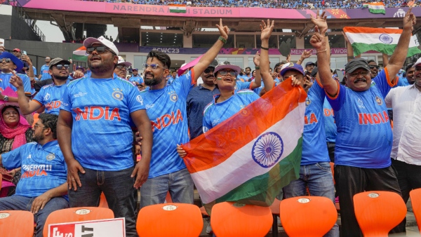 একটু পরেই টস