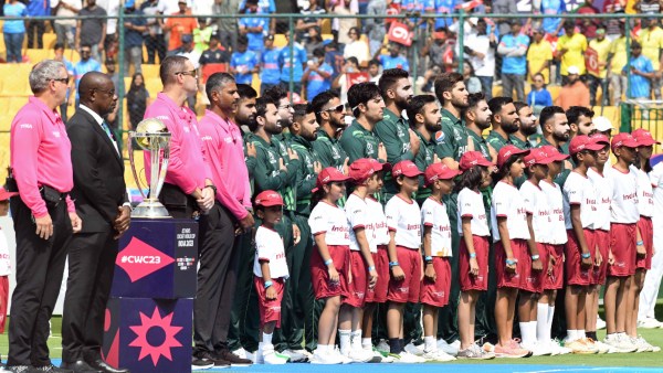 ICC CWC 2023: ভারতের কাছে হারের ধাক্কায় গৃহযুদ্ধ পাকিস্তানে! ICC CWC 2023: ভারতের কাছে হারের ধাক্কায় গৃহযুদ্ধ পাকিস্তানে!