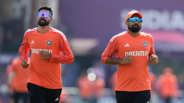 ICC World Cup 2023: শামি-সূর্যকে নিয়েই নিউজিল্যান্ড ম্যাচে নামার সিদ্ধান্ত ভারতের ICC World Cup 2023: শামি-সূর্যকে নিয়েই নিউজিল্যান্ড ম্যাচে নামার সিদ্ধান্ত ভারতের