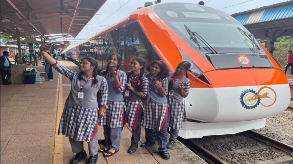 Vande Bharat Train: 