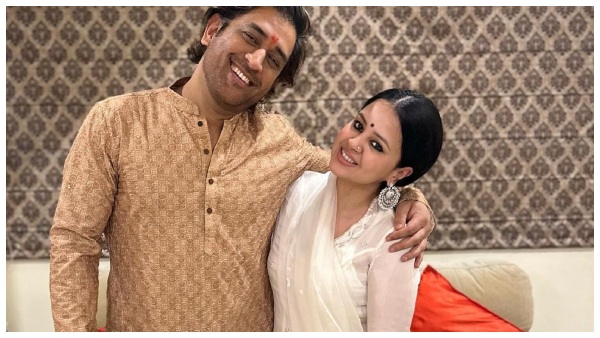 Diwali 2023: MS Dhoni