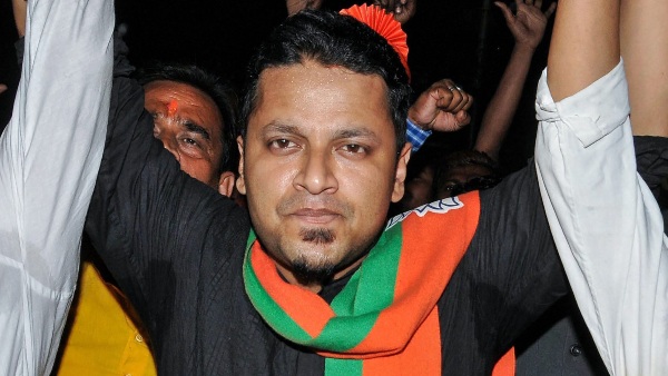 শাহি সভায় ডাক পাননি, উল্টে অহেতুক সহানুভূতিতে বিড়ম্বনায় অনুপম শাহি সভায় ডাক পাননি, উল্টে অহেতুক সহানুভূতিতে বিড়ম্বনায় অনুপম