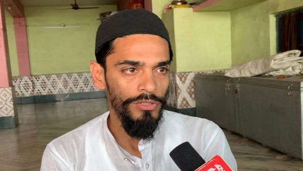 অভিষেককে হারিয়েই দিল্লি যাবেন, চ্যালেঞ্জ নওশাদ সিদ্দিকীর অভিষেককে হারিয়েই দিল্লি যাবেন, চ্যালেঞ্জ নওশাদ সিদ্দিকীর