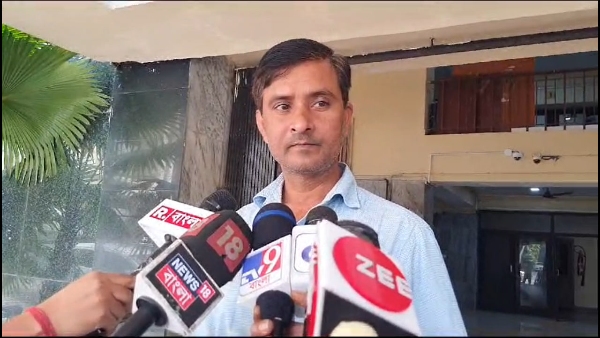 চাঞ্চল্যকর বক্তব্য জ্যোতিপ্রিয় মল্লিকের পরিচারকের চাঞ্চল্যকর বক্তব্য জ্যোতিপ্রিয় মল্লিকের পরিচারকের
