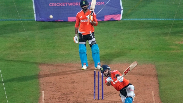 Ind vs NZ ICC CWC 2023: বিশ্বকাপে পিচ বিতর্ক! Ind vs NZ ICC CWC 2023: বিশ্বকাপে পিচ বিতর্ক!