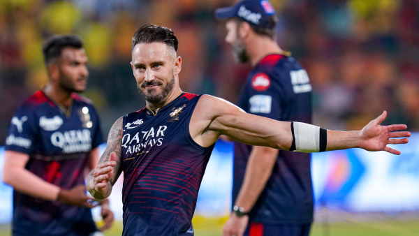 Faf du Plessis: ফাফকে রেখেই টি ২০ বিশ্বকাপের দল গড়তে পারে দক্ষিণ আফ্রিকা! Faf du Plessis: ফাফকে রেখেই টি ২০ বিশ্বকাপের দল গড়তে পারে দক্ষিণ আফ্রিকা!