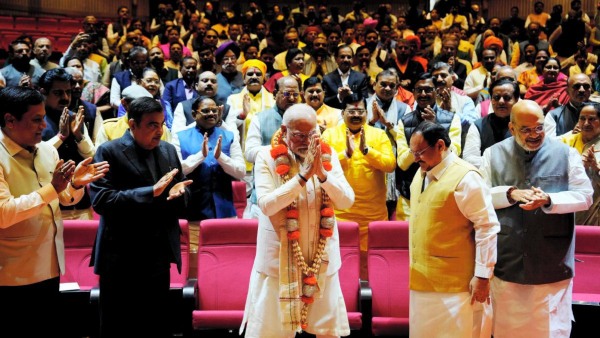 নরেন্দ্র মোদী নরেন্দ্র মোদী