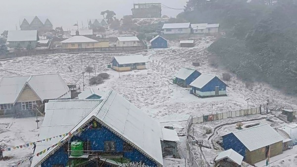 দার্জিলিংয়ে মরসুমের প্রথম তুষারপাত