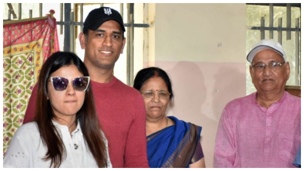 Sakshi Dhoni Sakshi Dhoni