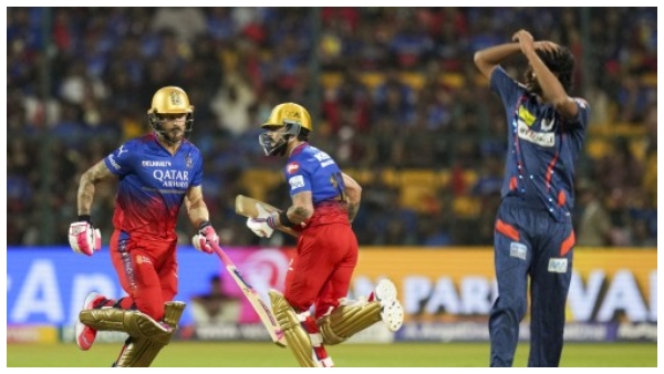 Sign language commentary Sign language commentary