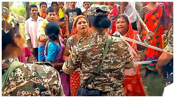 NIA team attacked in Bhupatinagar