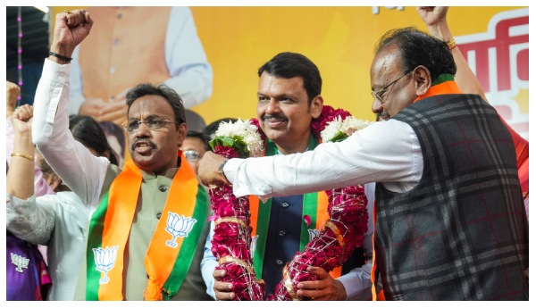 Devendra Fadnavis Devendra Fadnavis