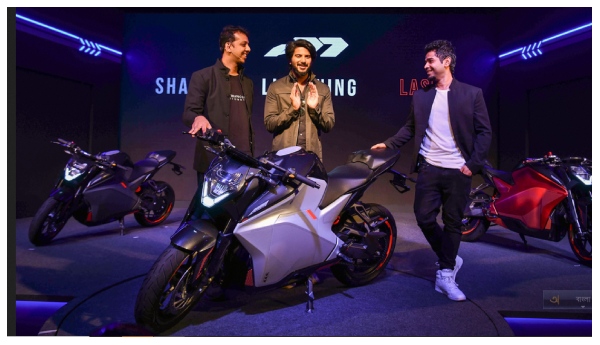 Ultraviolette Tesseract Electric Scooter Ultraviolette Tesseract Electric Scooter