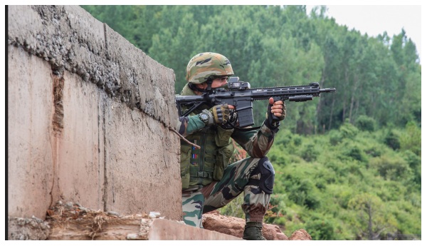 Pakistan violates ceasefire