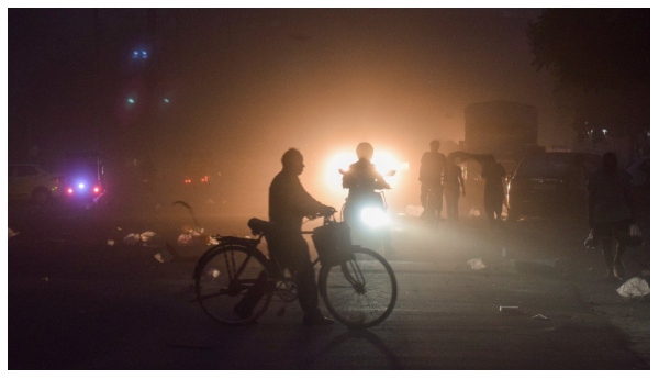 Strong Dust Storms in Delhi
