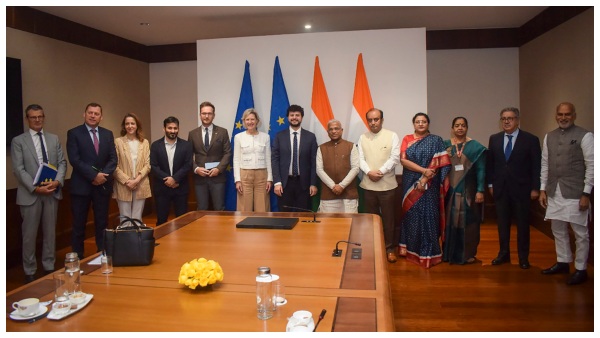 আমরা ঐক্যবদ্ধ, গ্রিনল্যান্ড নিয়ে ট্রাম্পের শুল্ক হুমকির পর ইউরোপীয়  রাষ্ট্রগুলোর প্রতিক্রিয়া | we stand united, european nations respond after  trump's tariff threat ...