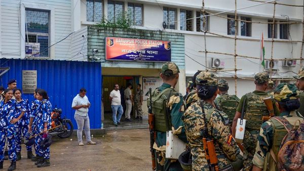 Police crime scene investigation in Baruipur Police crime scene investigation in Baruipur
