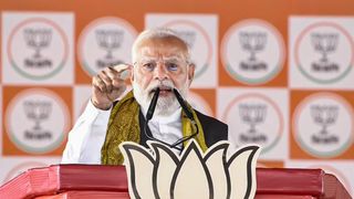 বাংলার জন্য মোদীর 'ছয় গ্যারান্টি', হলদিয়ার সভায় আক্রমণের ঝড় তুলে সুশাসনের অঙ্গীকার প্রধানমন্ত্রীর