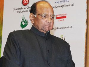 क्या करेंगे शरद पवार, पीएम ने बता दी औकात