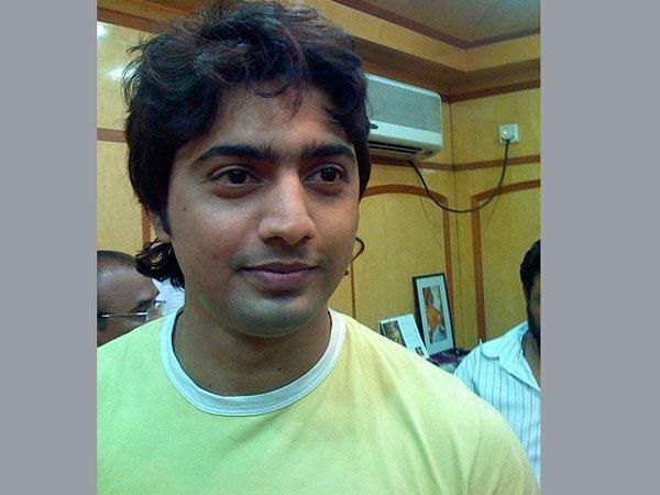 विपक्षी नेता की पत्‍नी रोमांटिक हैं: टीएमसी लीडर 