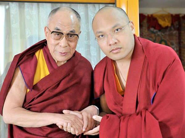 करमापा ने भारत को गच्चा देकर डोमिनिकन गणराज्य की नागरिकता, अब पहुंचे जर्मनी