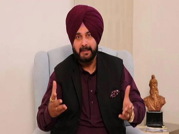 Assembly Elections 2018 results: सिद्धू बोले- राहुल गांधी इंसानियत की मूरत, बीजेपी का हाल 'गिरे तो भी टांग ऊपर'