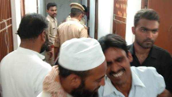 हॉस्टल में कमरा बंद कर बीएड छात्र देख रहा था यूट्यूब, थोड़ी देर बाद मिली लाश