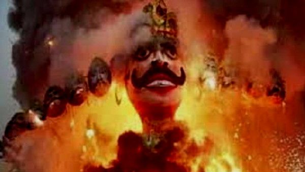 शस्त्र पूजा और युद्ध के लिए प्रस्थान का उत्सव है विजयादशमी का त्यौहार 