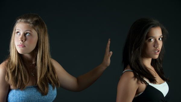 टीनएजर होते ही मां-बाप की बात सुनना क्यों कम कर देते हैं बच्चे? रिसर्च में निकलकर आई ये वजह