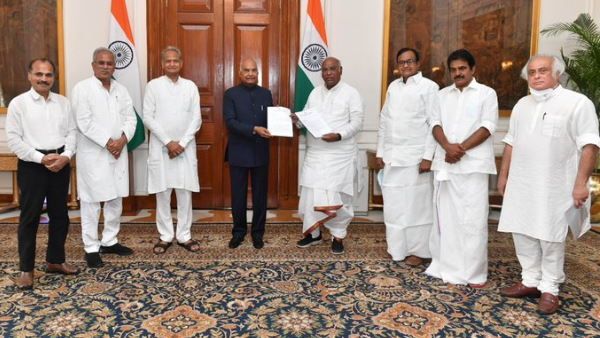 राष्ट्रपति से मिले कांग्रेस नेता, अग्निपथ स्कीम और पुलिस दुर्व्यवहार को लेकर दिया ज्ञापन