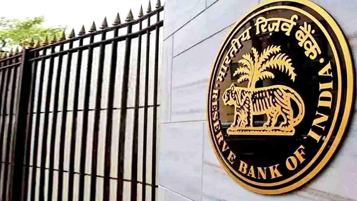 Inflation: घट रही मंहगाई, भारी नहीं पड़ेगा ईएमआई