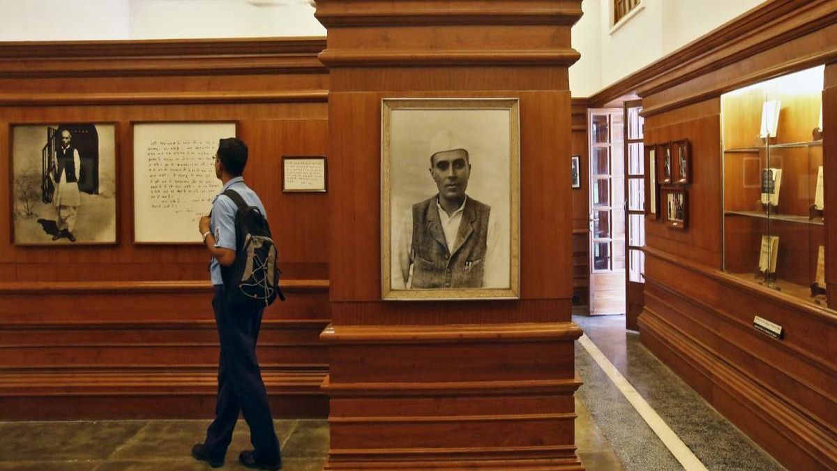 Nehru Memorial Library: क्या कांग्रेस नेताओं के लिए दुधारू गाय बन चुकी थी नेहरु मेमोरियल लाइब्रेरी?