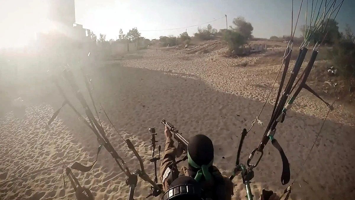 हमास ने 'चाइनीज हैंग ग्लाइडर्स' की मदद से इजराइल में मचा दी तबाही, जानें कितना खतरनाक है यह