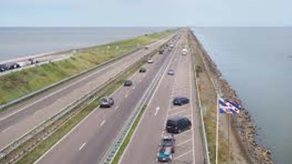 Bihar News: अतिसंवेदनशील तटबंधों पर चौकसी बढ़ी, हर कदम पर सतर्कता