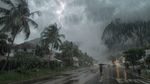 അതിതീവ്ര മഴ, കൂടുതൽ ജില്ലകളിൽ റെഡ് അലർട്ട്..നദികളിലും ജലനിരപ്പ് ഉയരുന്നു, മുന്നറിയിപ്പ്