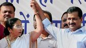 Arvind Kejriwal Backs Mamata Banerjee, Calls Bengal Fight ‘Crucial for Democracy’, Slams BJP