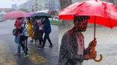ഓണം മഴ കൊണ്ടുപോവുമോ? ആശങ്കയായി ന്യൂനമർദ്ദ സാധ്യത, നാളെ മുതൽ തിരുവോണം വരെ യെല്ലോ അലർട്ട്