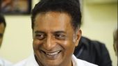ప్రకాష్ రాజ్ కు టీటీడీ బోర్డు సభ్యుడి నోటీసులు