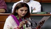 তিন তালাক বিল পাশ: মোদীর এই মাস্টারস্ট্রোক নিয়ে কী ভাবছেন নুসরত জাহান? পারবেন একটা বাহবা দিতে?