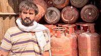 LPG Cylinder: दिल्ली में LPG की अवैध सप्लाई का खुलासा, जामिया नगर से 62 सिलेंडर जब्त LPG Cylinder: दिल्ली में LPG की अवैध सप्लाई का खुलासा, जामिया नगर से 62 सिलेंडर जब्त