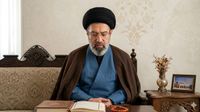 Mojtaba Khamenei: कौन हैं मोजतबा जिन्हें मिली ईरान की कमान? अयातुल्ला खामेनेई की मौत के बाद राजशाही की आहट!