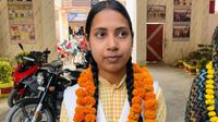 तंगहाली नहीं तोड़ पाई हौसला, किसान की बेटी ने रचा इतिहास, कशिश वर्मा की संघर्ष की कहानी सुन आप भी करेंगे सलाम