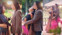 अधेड़ महिला संग फेमस एक्टर ने सरेआम बनाई ऐसी रील, फिर हुए Uncomfortable, सुपरस्टार की क्या हुई मजबूरी?