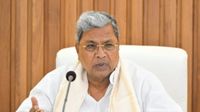 Karnataka कांग्रेस में घमासान, नेतृत्व संघर्ष के बीच Siddaramaiah ने राजनीतिक सचिव को अचानक क्यों हटाया? Karnataka कांग्रेस में घमासान, नेतृत्व संघर्ष के बीच Siddaramaiah ने राजनीतिक सचिव को अचानक क्यों हटाया?