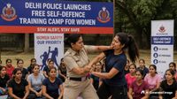 Delhi Police Training Camp For Women: दिल्ली पुलिस अब देगी फ्री सेल्फ-डिफेंस ट्रेनिंग, कैसे कराएं रजिस्ट्रेशन