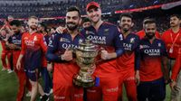 IPL इतिहास में क्वालिफायर-1 जीतने वाली टीम ही बनती है चैंपियन? अब तक इतनी बार उठा पाई हैं ट्रॉफी! IPL इतिहास में क्वालिफायर-1 जीतने वाली टीम ही बनती है चैंपियन? अब तक इतनी बार उठा पाई हैं ट्रॉफी!