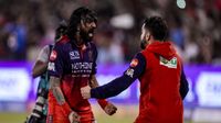 RCB vs MI: जीत के बाद भी आखिर क्यों रो पड़े क्रुणाल पंड्या? बीच इंटरव्यू में सुनाई अनकही दास्तान RCB vs MI: जीत के बाद भी आखिर क्यों रो पड़े क्रुणाल पंड्या? बीच इंटरव्यू में सुनाई अनकही दास्तान