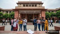 NEET UG 2026 Cancelled: पेपर लीक की शिकायतों के बीच रद्द हुई नीट की परीक्षा, अब कब होगा एग्जाम?