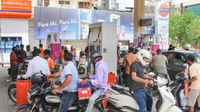 Petrol Diesel Price: आज घटे या बढ़े पेट्रोल और डीजल के दाम? टंकी फुल कराने से पहले चेक करें ताजा रेट