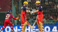 RCB को प्लेऑफ़ से पहले लगा बड़ा झटका, तूफानी खिलाड़ी IPL से बाहर, मुंबई इंडियंस में 2 नए खिलाड़ी शामिल